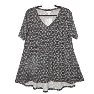 LuLaRoe Tunic Top Women Small Black Gray Jana Short Sleeve Stretch Geometric NEW